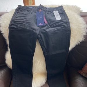 Brand new Vigoss black jeans.